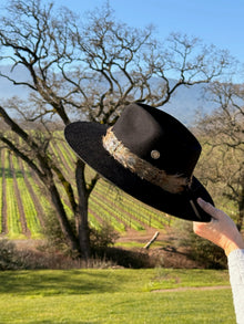 Winter Wine Vibes